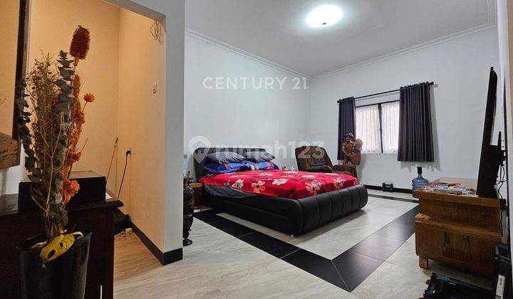 kamar tidur dijual rumah 2 lantai di