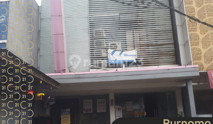 Disewakan Ruko 4 Lantai di Jalan Alternatif Cibubur Jatisampurna Bekasi Disewakan Ruko 4 Lantai di Jalan Alternatif Cibubur Jatisampurna Bekasi