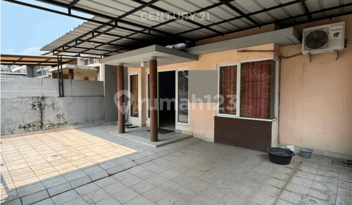 HOUSE IN HARVEST CITY SETU BEKASI HOUSE IN HARVEST CITY SETU BEKASI
