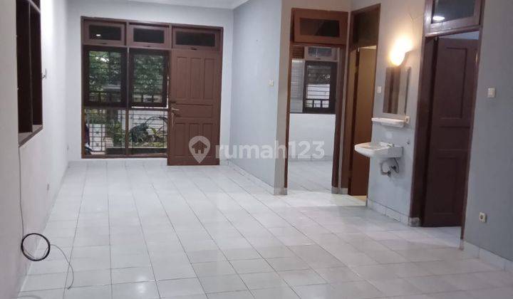 DISEWAKAN RUMAH DI RAFFLES HILLS CIBUBUR 2