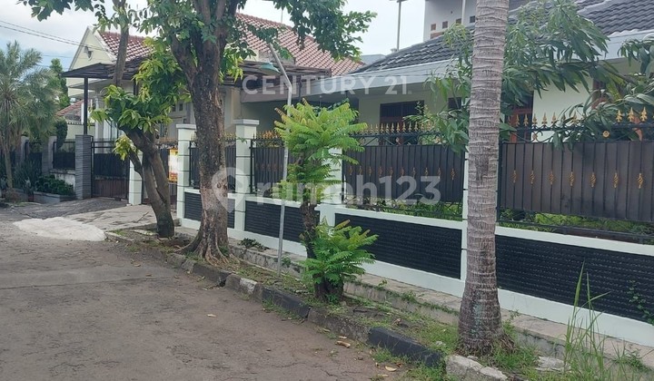 DIJUAL RUMAH 2 LANTAI DI KOMPLEK BULOG BEKASI 2