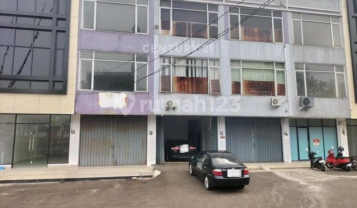 Adjacent Shophouses on Cibubur Alternative Road 2