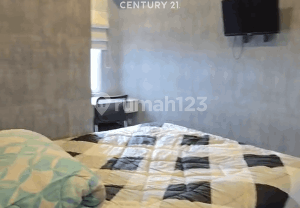 1 Unit Apartemen Springlake Bekasi Utara 1 Unit Apartemen Springlake Bekasi Utara