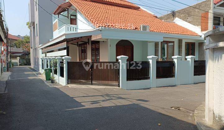 Disewakan Rumah 2 Lantai Di Tebet Timur Jakarta Selatan 2