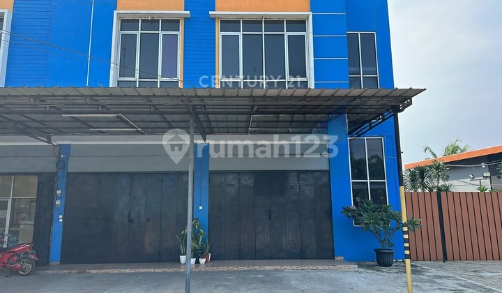 2-Story Shop House on Jalan Raya Hankam, Jatisampurna, Bekasi