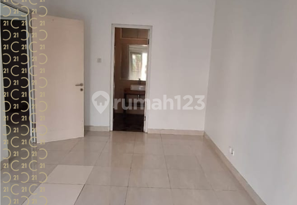 DISEWAKAN RUMAH 2 LANTAI DI PERUMAHAN RAFFLES HILLS CIBUBUR 1