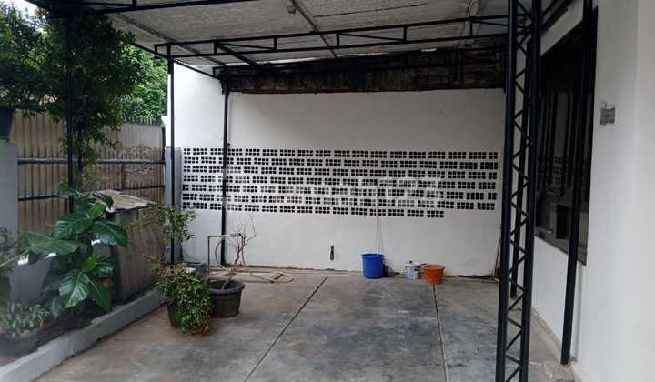 DISEWAKAN RUMAH DI PEJOMPONGAN TANAH ABANG JAKARTA PUSAT 2