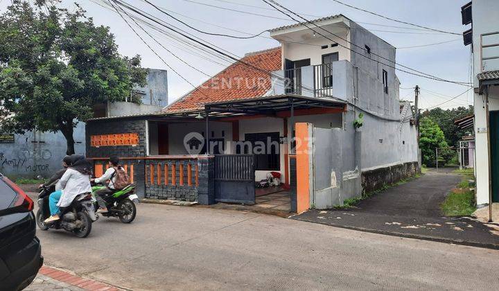 DISEWAKAN RUMAH DI JALAN JATIJAJAR TAPOS DEPOK     2