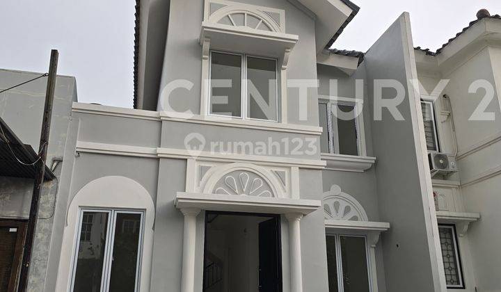 Dijual Rumah Di Legenda Wisata Cibubur Sudah Direnovasi 2