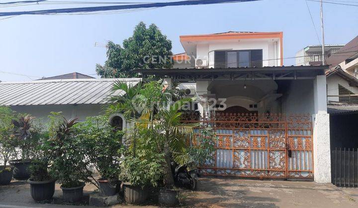 Dijual Rumah 2 Lantai Di Matraman Jakarta Timur  2