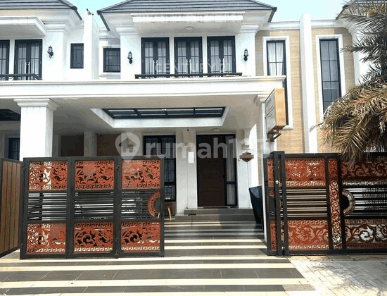 Disewakan Rumah Posisi Boulevard Full Furnish di Citra Grand Cibubur 2