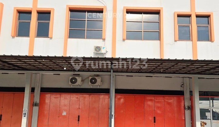 Shop House on Leuwinanggung Street, Tapos, Depok. 2