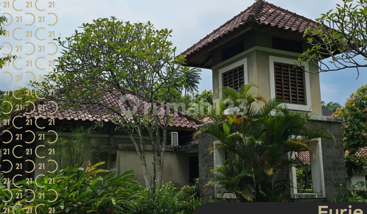 House in Rancamaya Golf Estate Bogor