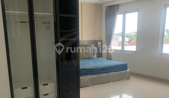 Rumah Besar 2 Lantai 4 Kamar Tidur Di Ciputra Balikpapan 2