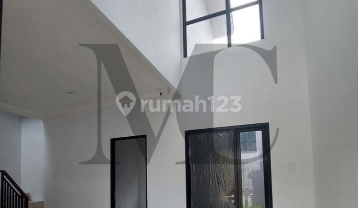 Newly Built Ready-to-Occupy City Center House in Grand City Balikpapan Newly Built Ready-to-Occupy City Center House in Grand City Balikpapan