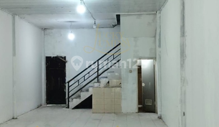 Ruko 3 Lantai Tengah Kota Siap Huni di Jl. Mt Haryono Balikpapan Ruko 3 Lantai Tengah Kota Siap Huni di Jl. Mt Haryono Balikpapan