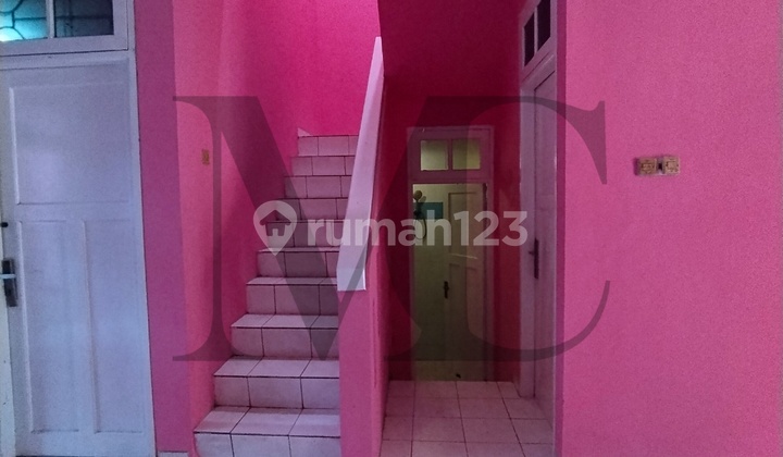 Rumah Tengah Kota 4 Kamar Tidur Siap Huni di Balikpapan Baru 2