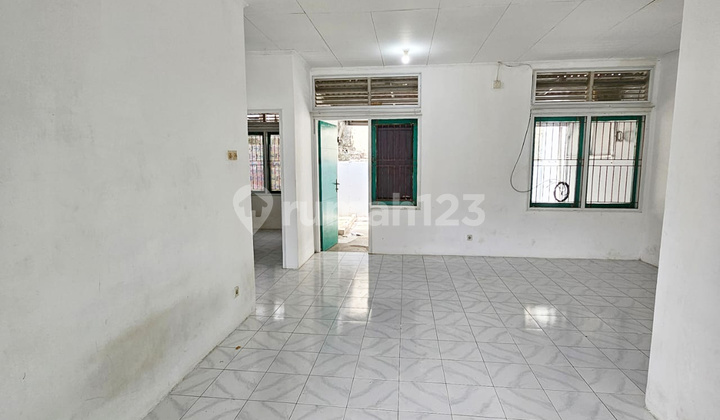 Single-Story 2-Bedroom Ready-to-Live-in House in Tamansari Bukit Mutiara