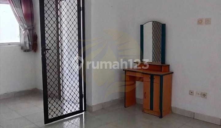 Rumah Tengah Kota 3 Kamar Tidur di Balikpapan Regency Castarica 2