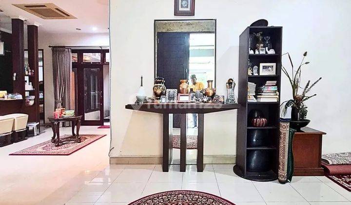 Rumah 2 Lantai Bagus Kebayoran Baru Jakarta Selatan 