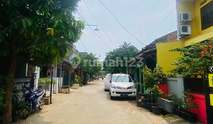 Rumah 2 lantai 1