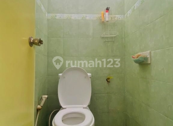 Rumah 2 lantai 15