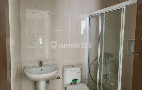 Rumah Bran New Minimalis 3 Lantai Permata Mediterania Pos Pengumben Jakarta Barat 4