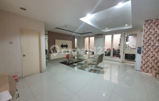Rumah Tinggal Terawat Dengan Baik Permata Puri Media Jakarta Barat 1