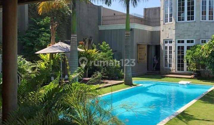 Rumah 2 Lantai Dijual,bsd Golf, ada Swimming Pool,Tangsel  1