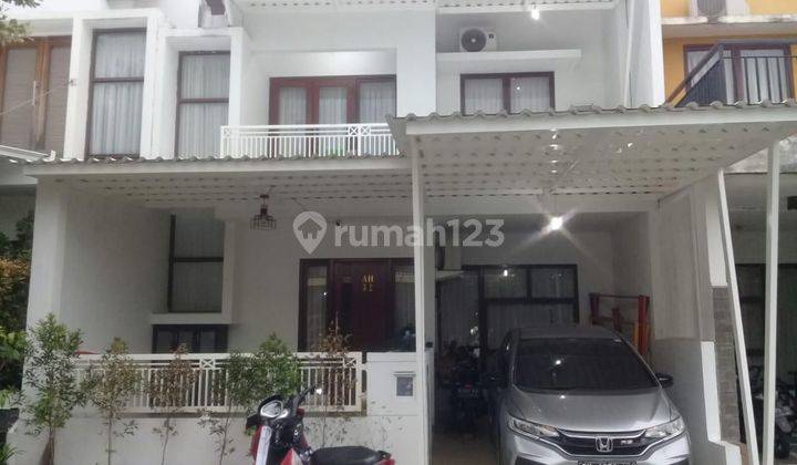 Lt:84~semi Furnish~2lantai~emerald Town House Bintaro Jaya  1