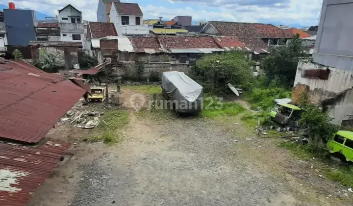 Tanah Kantong Cibadak bonus bangunan 3 lantai  1