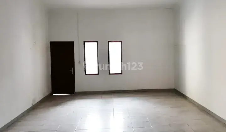 Ruko Jalan Utama Tki 1 Ramai Disewakan Siap Pakai 2