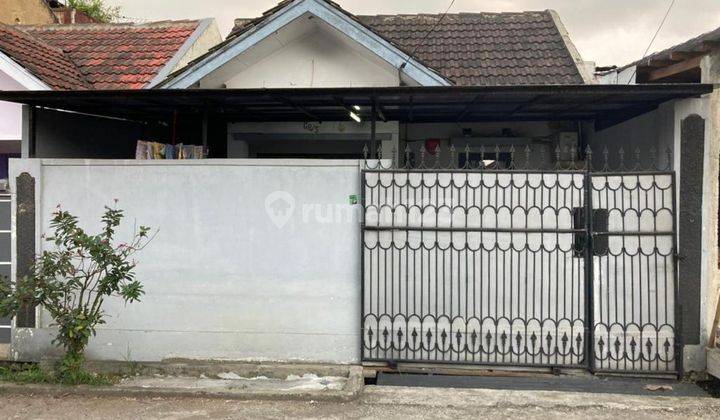 Rumah Keluarga Siap Huni, Taman Rahayu 2 Bandung

 1