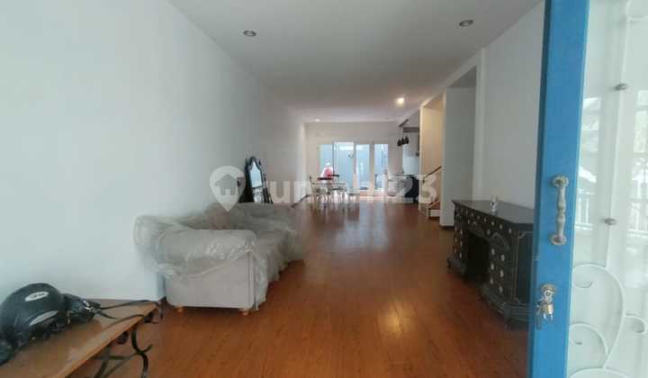 Rumah Baru Renovasi Siap Huni, Batununggal Indah, Bandung