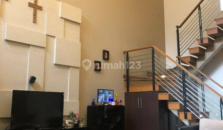 Rumah Sewa Full Furnish Siap Pakai di Singgasana Pradana, Bandung