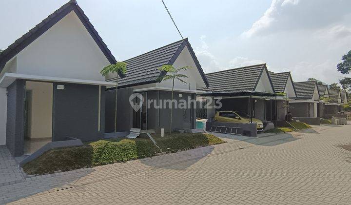 Rumah Baru Ready Unit Selangkah Ke Taman Kopo Indah 3, Bandung 2