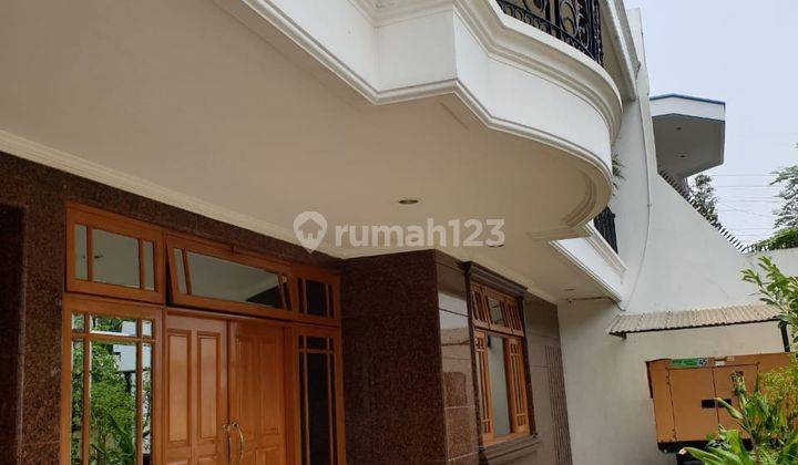 Di Sewakan Rumah Full Furnished di Tomang, Jakarta Barat 1