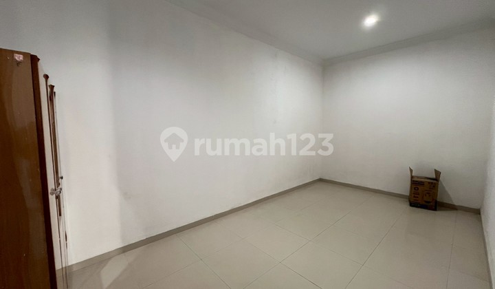 Dijual Super Murah Rumah Besar Hook 2 Lantai Di Permata Baloi Dekat BCS Siap Huni 2