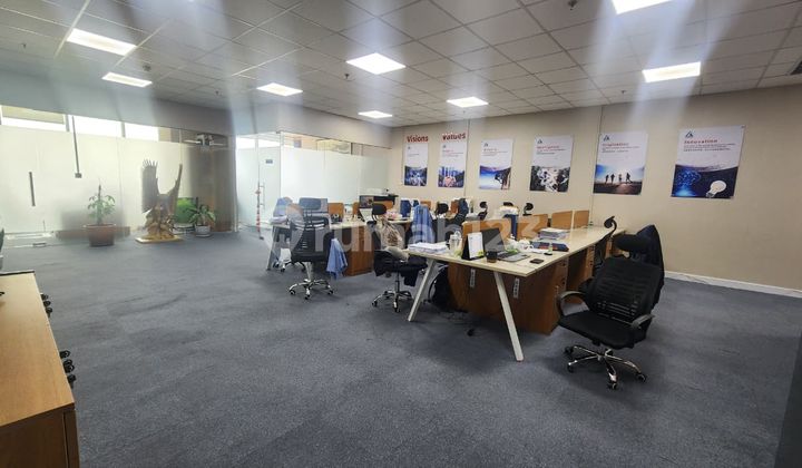 For Rent Gold Coast Office Semi-Furnished Ready to Use For Rent Gold Coast Office Semi-Furnished Ready to Use