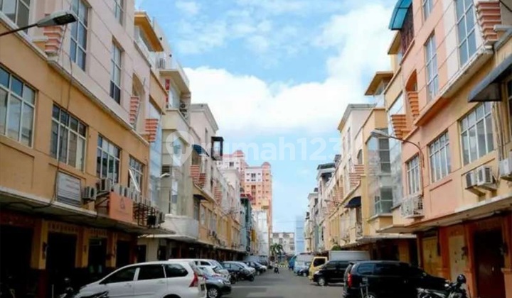 For Sale: Shop House at Mutiara Taman Palem, West Jakarta, Strategic Location For Sale: Shop House at Mutiara Taman Palem, West Jakarta, Strategic Location