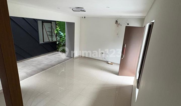 Two-Story House in Blue Crystal Cluster, Summarecon Mutiara Makassar Two-Story House in Blue Crystal Cluster, Summarecon Mutiara Makassar