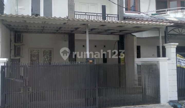 Near Pondok Indah Mall