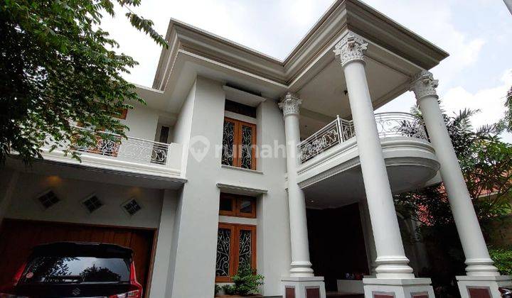 Rumah bagus American classic Darmawangsa X 1