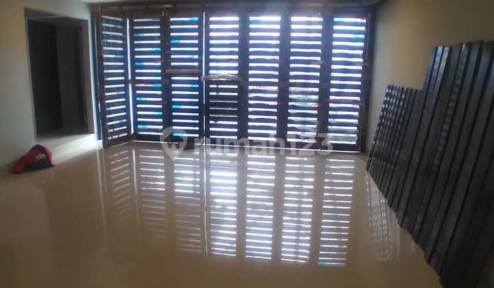 Good House Ready to Occupy 3 Floors 2