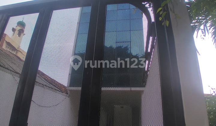 For Sale, Beautiful 4-Story Shophouse. Ground Floor Space. Marble Flooring. Duren Tiga Raya. 2