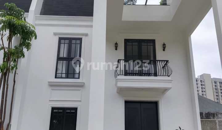 Nice House Ready to Occupy. Petukangan. Near Bintaro. South Jakarta. 2