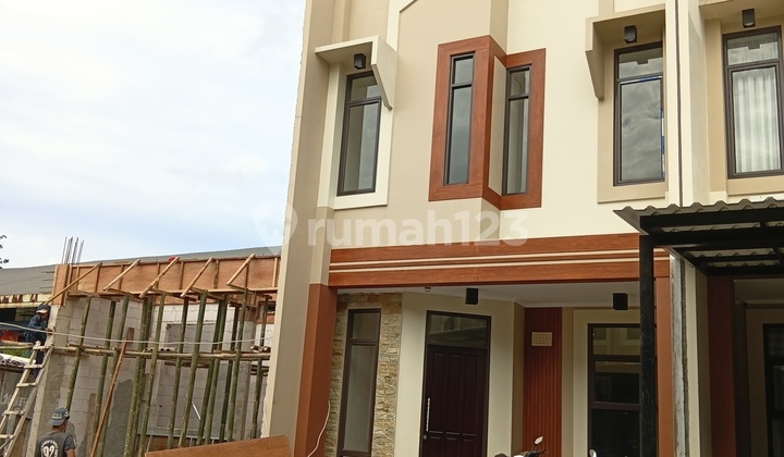 Siap Huni2lantai5 Menit ke Pamulang Square dan Unpam. 2