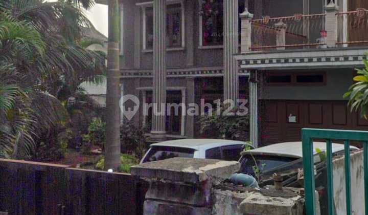 For Sale Nice House Ready to Live Fully Furnished In Praja Falam (near Pondok Indah).