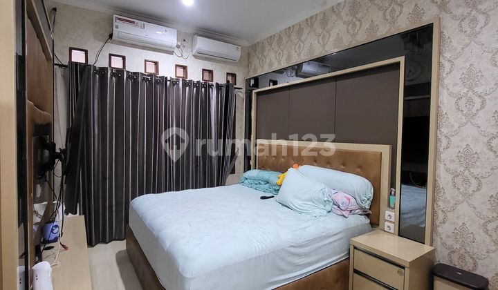 Beautiful 3-Story House Kahfi1 Jagakarsa South Jakarta 2