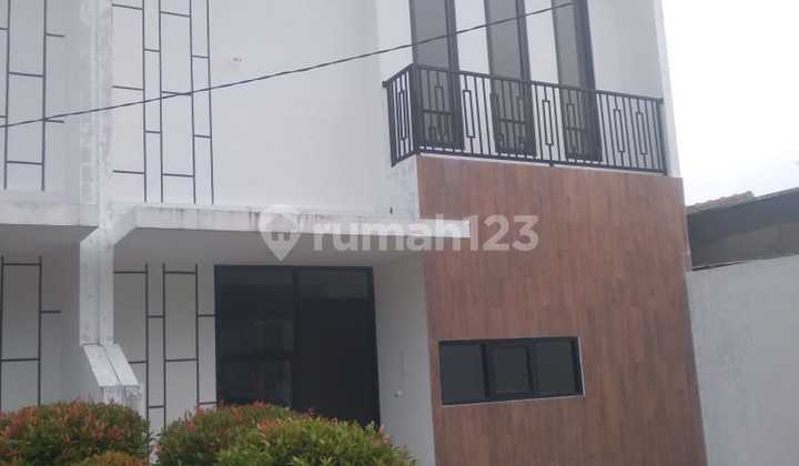 Dijual Rmh Bagus di Jl.pelita Meruying Depok Jawa.barat Dijual Rmh Bagus di Jl.pelita Meruying Depok Jawa.barat
